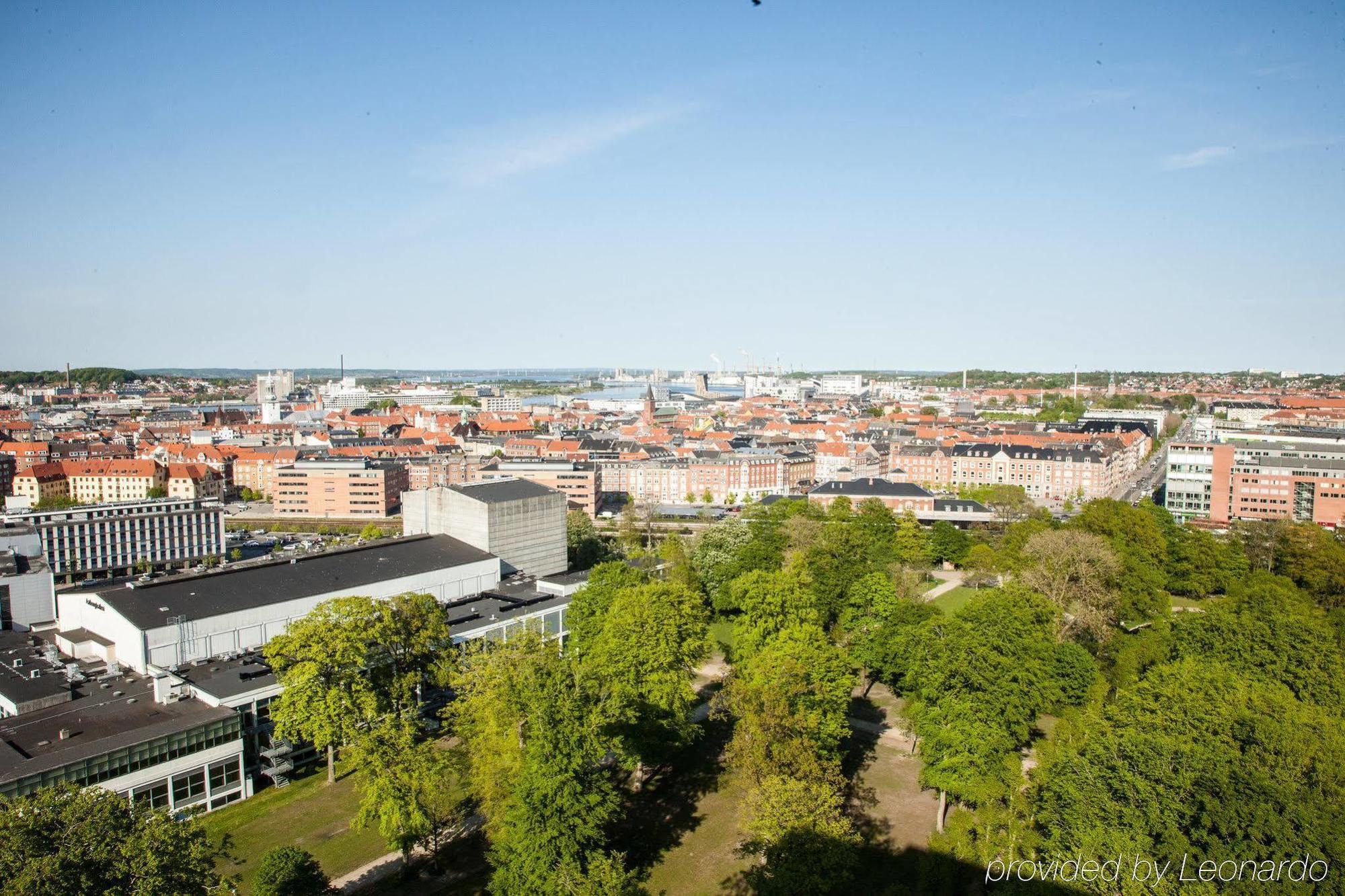 Hotel Comwell Hvide Hus Aalborg Zewnętrze zdjęcie